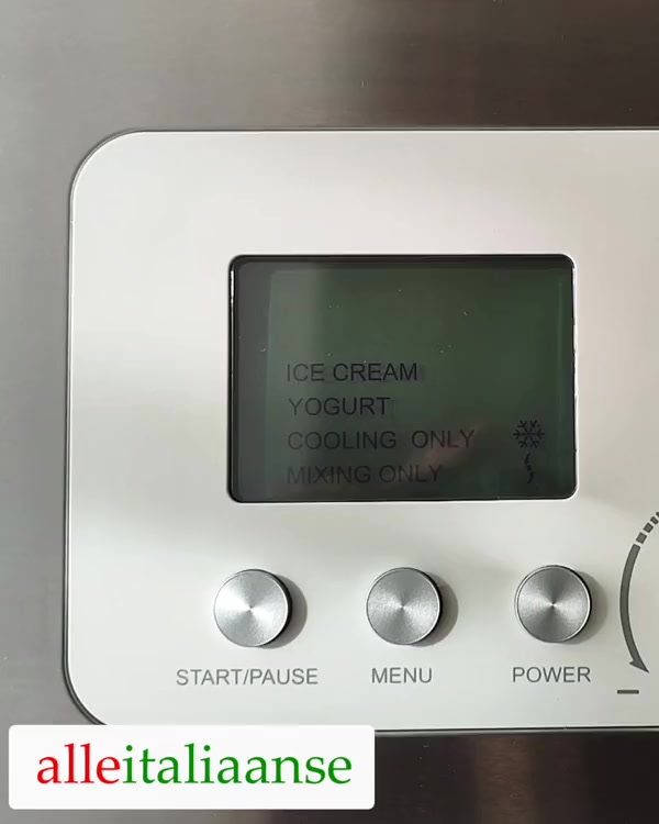Zet de ijsmachine aan